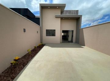 Casa de 3 quartos, Rio Verde · Casa à Venda no Recanto dos Ipês | 83 m², 3 Quartos (1 Suíte) e Quintal