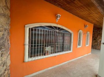 Casa en Venda de 3 quartos Jardim Tres Marias · CASA COM PISCINA EM PERUIBE EM UMA ÁREA DE 500M²- LADO PRAIA .
