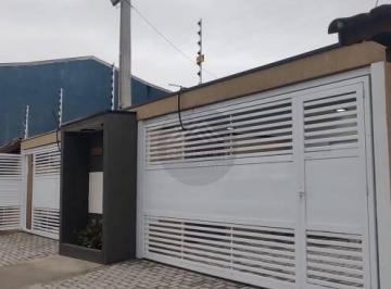 Casa · 125m² · 2 Quartos · 2 Vagas · Casa moderna com piscina a venda em Itanhaém-1200m do mar.