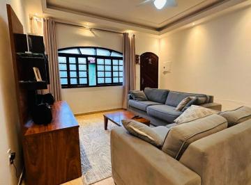 Casa de 4 quartos, Guarulhos · Sobrado com 384 m² e 4 quartos à venda em Gopoúva- Estuda Permuta