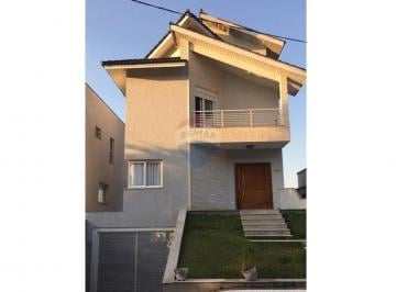 Casa · 498m² · 4 Quartos · Casa dos Sonhos: Conforto e Segurança em Arujá!