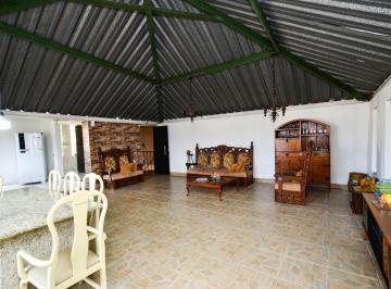 Casa · 300m² · 3 Quartos · 2 Vagas · Casa à Venda - Sagrada Família, 3 Quartos,  300 m2