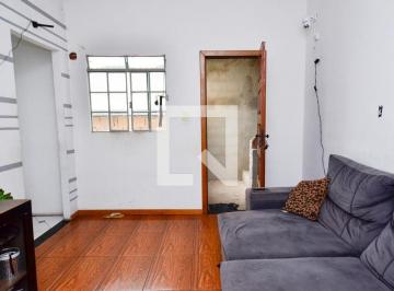 Casa · 89m² · 8 Quartos · 3 Vagas · Casa à Venda - Centro, 8 Quartos, 89 m2