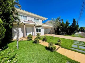 Casa · 312m² · 1 Quarto · 2 Vagas · Casa com 03 Suíte no Condomínio Solar Crisálidas
