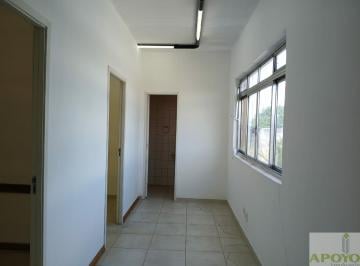 Comercial · 280m² · Excelente conjunto comercial para locação com 8 salas, em interlagos!