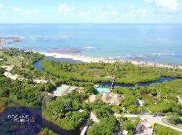 Terreno · 700m² · Maravilhoso lote com 700m² no Condominio Enseada do Castelo na `Praia do Forte.