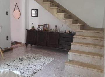 Casa · 199m² · 2 Quartos · 4 Vagas · Sobrado com 2 dormitórios à venda por R$ 800.000,00 - Vila Metalúrgica - Santo André/SP