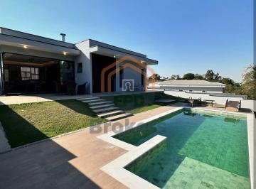 Casa · 250m² · 3 Quartos · 5 Vagas · Casa em Condominio em Medeiros  -  Jundiaí