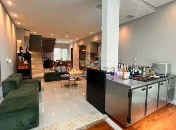 Casa · 230m² · 4 Quartos · 2 Vagas · Ocorrência - Casa em Condomínio - Urbanova - Condomínio Altos da Serra IV - 4 Dormitórios - 300m².