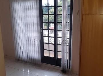 Casa · 219m² · 3 Quartos · 1 Vaga · Casa - Bosque dos Eucaliptos - 3 Dormitórios - 219m².