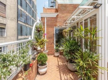Apartamento de 2 quartos, São Paulo · Apartamento Cobertura - Jardim América - 2 Suítes - 325m².