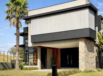 Casa · 470m² · 4 Quartos · Casa de Alto Padrão 470m² – Campo de Toscana | Monte Alegre