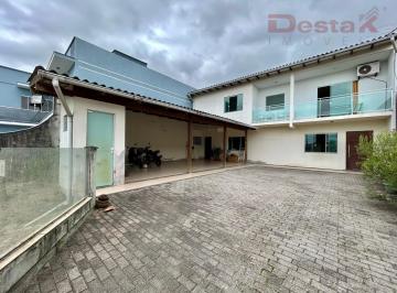 Casa · 150m² · 3 Quartos · 3 Vagas · Casa no bairro Rio Caveiras - Biguaçu