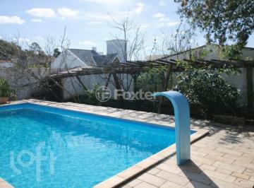 2fb4fd74 · Casa, 4 dormitórios, 304.46 m², em Santo Antônio
