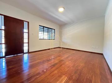 Casa · 217m² · 3 Quartos · 3 Vagas · Casa em Jardim Novo Mundo  -  Poços de Caldas