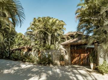 Casa de 6 quartos, Ubatuba · Refúgio em Itamambuca/Ubatuba — Moradia, natureza e potencial de renda em um só lugar!