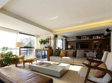 Apartamento · 196m² · 3 Quartos · 3 Vagas · Apartamento redesenhado e reformado. Impecável é a palavra certa