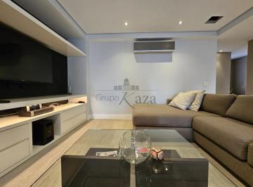 Apartamento de 2 quartos, São Paulo · Apartamento - Itaim Bibi - 2 Suítes - 163m².