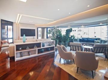 Apartamento · 220m² · 3 Quartos · 3 Vagas · Apartamento - Paraiso - 3 Suítes - 220m².