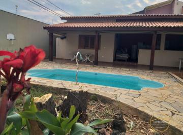 Casa · 119m² · 1 Quarto · 3 Vagas · Casa