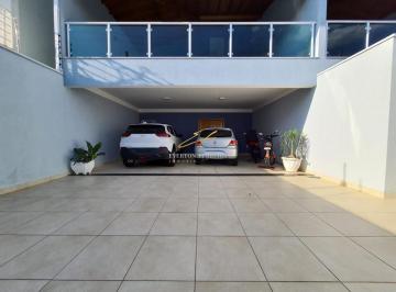 Casa de 4 quartos, Indaiatuba · Sobrado á venda, 4 Dormtórios, sendo 1 Suíte com Closet, Piscina em Indaiatuba