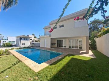 Casa de 4 quartos, Carapicuíba · Casa super prática, moderna e com armários. Granja Viana, Condomínio Golf Village