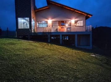casa noturna · Casa, Vale dos Ipês, Bocaina de Minas, MG