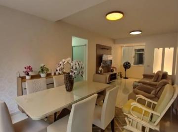 Apartamento · 95m² · 3 Quartos · 1 Vaga · BEM LOCALIZADO, REFORMADO e COM 3 QUARTOS NO CENTRO DE BELÉM
