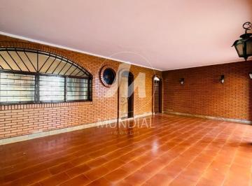 Garagem/estacionamento · Casa (térrea na rua) 3 dormitórios