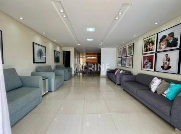 Casa · 220m² · 4 Quartos · 3 Vagas · Quadra 22 Setor Leste Gama, Casa 4 Quartos.