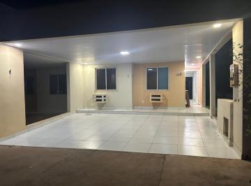 Casa · 200m² · 3 Quartos · 2 Vagas · Condomínio Esmeralda