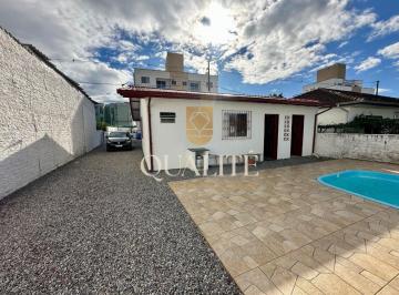 Casa · 454m² · 4 Quartos · Casa à venda - na Barra do Aririú