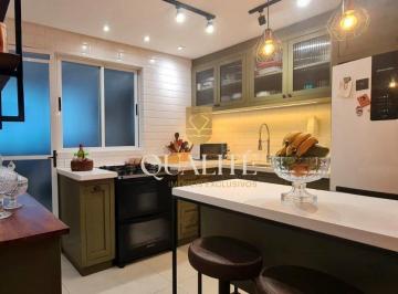 Apartamento · 193m² · 3 Quartos · Apartamento à venda - em Itacorubi