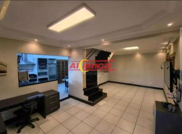 Casa · 275m² · 3 Quartos · 3 Vagas · Sobrado 275m², com 3 quartos à locação Jardim Santa Mena Guarulhos