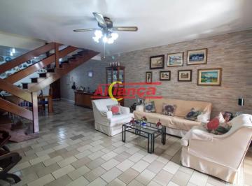 Casa · 200m² · 3 Quartos · 2 Vagas · Casa à venda com 200m², 3 quartos e 2 vagas