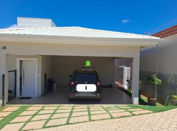 Casa · 120m² · 3 Quartos · 2 Vagas · Excelente casa nova