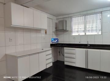 Apartamento · 200m² · 3 Quartos · Apartamento à venda - em Fernão Dias