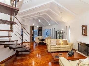 q5feEZwCERgzaOTqbp7z5BwJQ716kuRAGKO3ISCY.jpg · Casa com 03 suítes em Santa Felicidade