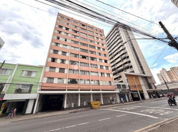 Apartamento · 106m² · 3 Quartos · Apartamento com 04 quartos no Centro de Curitiba