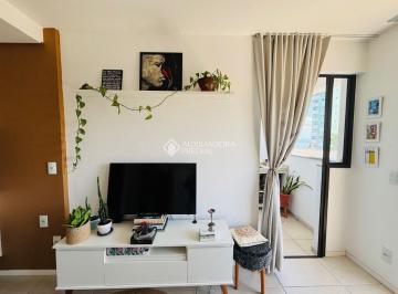 Apartamento · 37m² · 1 Quarto · 1 Vaga · Studio mobiliado, com garagem e vista Mar em Coqueiros