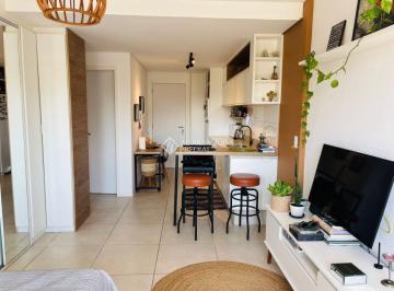 Apartamento · 37m² · 1 Quarto · 1 Vaga · Studio mobiliado, com garagem e vista Mar em Coqueiros