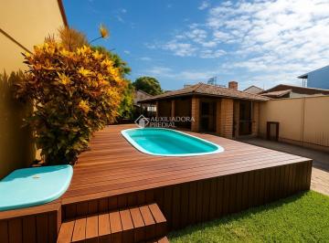Casa · 207m² · 4 Quartos · 2 Vagas · Casa à Venda 207m² | 4 Quartos | 2 Suítes | Piscina | 250m da Praia | Vila Nova - Imbituba/SC