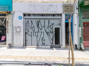 Comercial · 99m² · 4 Quartos · Loja na Avenida Amador Bueno da Veiga, N. 134 • 99 m²
