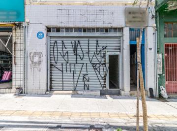 Comercial · 99m² · 4 Quartos · Loja na Avenida Amador Bueno da Veiga, N. 134 • 99 m²
