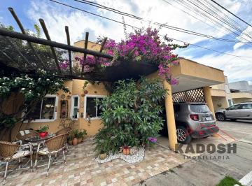 Foto 01 · Casa em Condomínio Salvador Dali na Lagoa Salgada: 2 Quartos, 1 Suíte, 2 Salas, 1 Vaga, 200m² em Fei