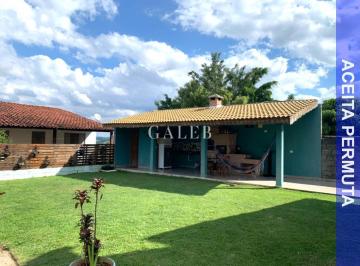 Foto 01 · Chácara à Venda em Campos de Atibaia-SP: 5 Quartos, 2 Suítes, 2 Salas, 814m².