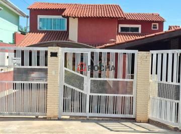 Casa de 4 quartos, Brasília · Condomínio Residencial Fraternidade - Vendo ou troco por casa em Sobradinho
