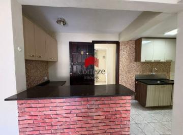 Casa · 72m² · 3 Quartos · 2 Vagas · Sobrado em condomínio com 71,86m² 3 quartos, à venda, no bairro Xaxim em Curitiba