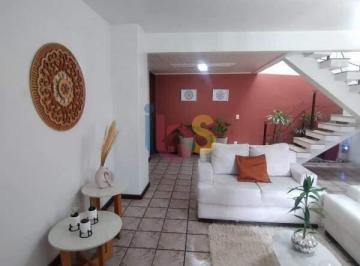 Casa · 168m² · 4 Quartos · Vendo Casa Pontal com 4/4