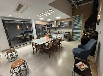 Casa · 172m² · 3 Quartos · 3 Vagas · Casa Residencial 172m² com 3 quartos, 2 suítes à Venda no Anália Franco